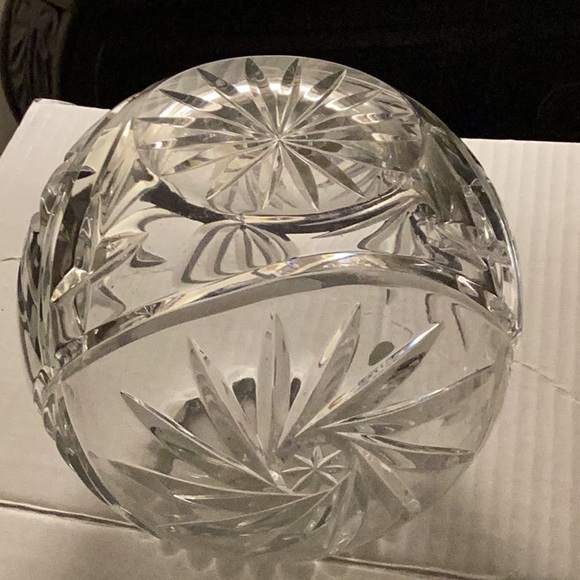 Lead Crystal Rose Bowl by Cazlor, Handmade, 24% Hand Cut Lead Crystal Rose Bowl - Picture 6 of 9